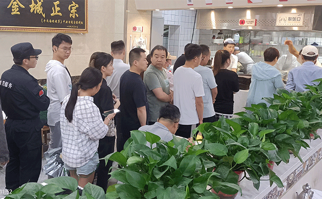 探索兰州牛肉面世界快餐之路,加盟兰州马有布品牌共创辉煌!